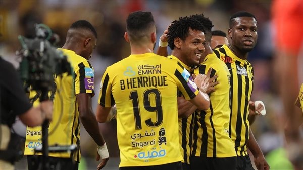 اتحاد جدة يستغل سقوط الهلال ويتربع على ص...