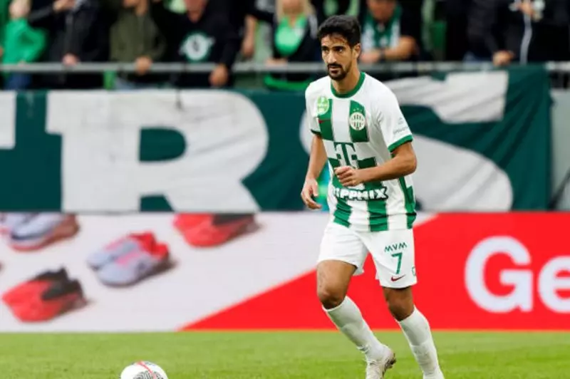 إعداد الأهلي لتقديم بن رمضان بعد الفحص الطبي...