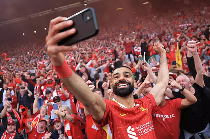 صلاح يتصدر 9 قوائم في الدوري الإنجليزي