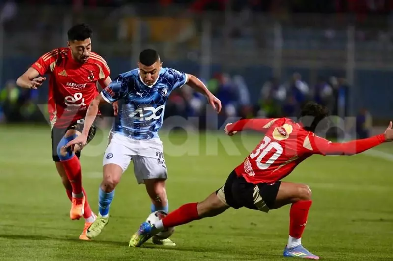 الأهلي وبيراميدز يتقاربان من التتويج بالدوري...