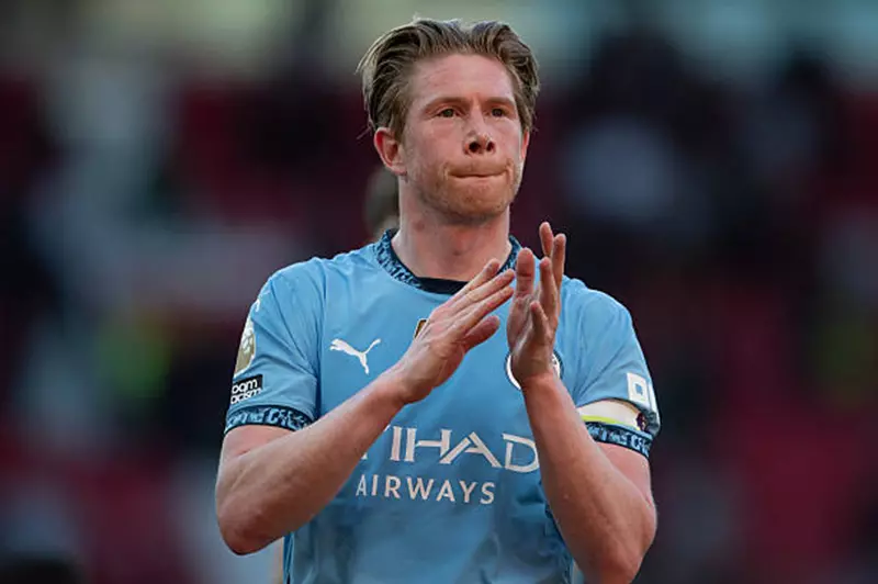 رفض دي بروين العروض الإنجليزية لreasons خاصة