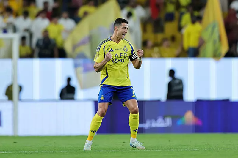 الهلال يتصدر قائمة خيارات رونالدو للبقاء في ا...