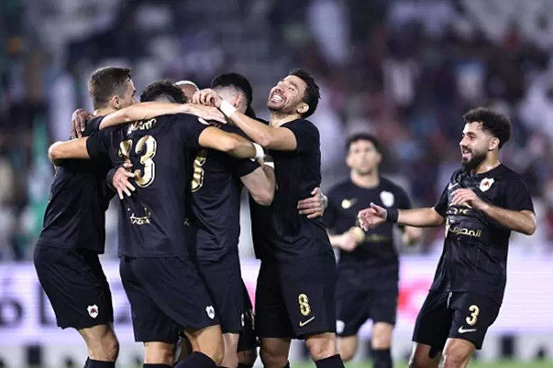 بمشاركة تريزيجيه.. الريان إلى نهائي كأس أمير...