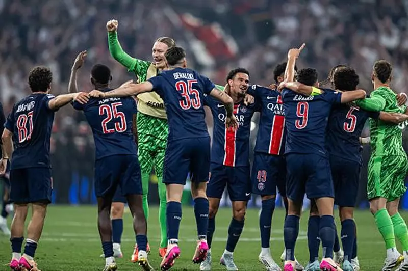 باريس سان جيرمان يضمن مقعده في إنتركونتيننتال...