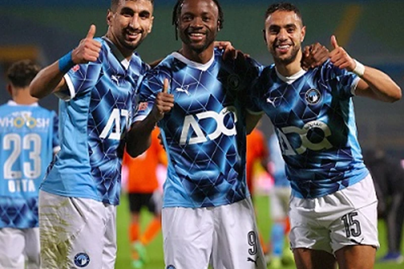 مصدر: بيراميدز يمدد عقد الكرتي ويبدأ مفاوضات...