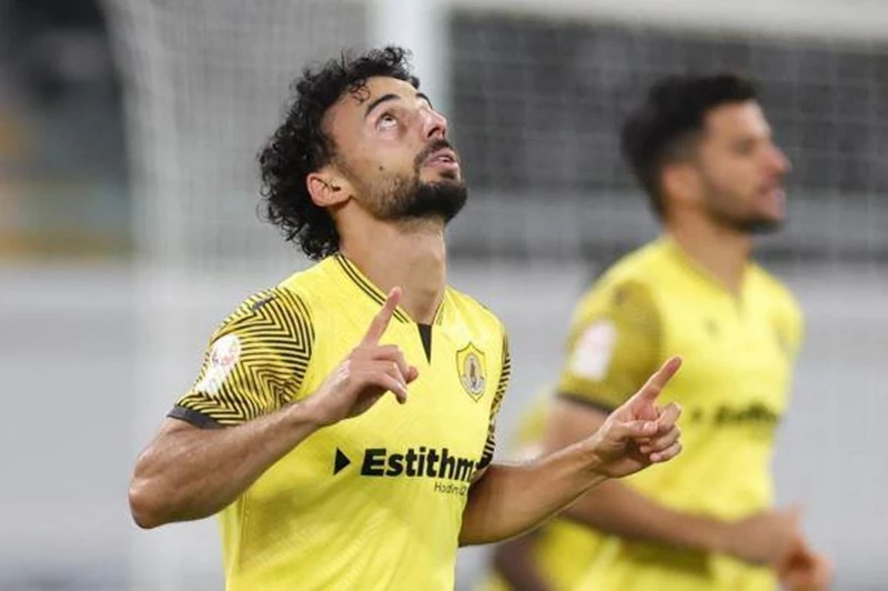أحمد عبد القادر يعود إلى النادي الأهلي بعد ان...
