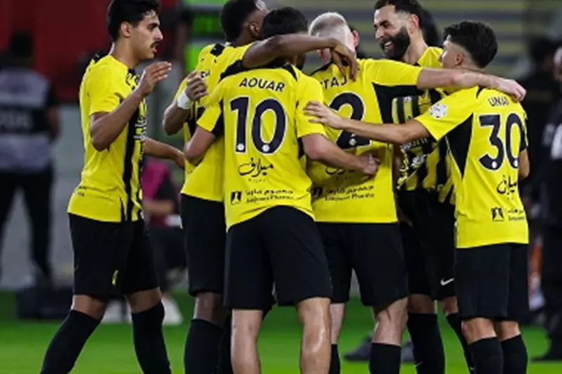 النادي ي التفاوض مع لاعب الدفاع لتجديد العقد