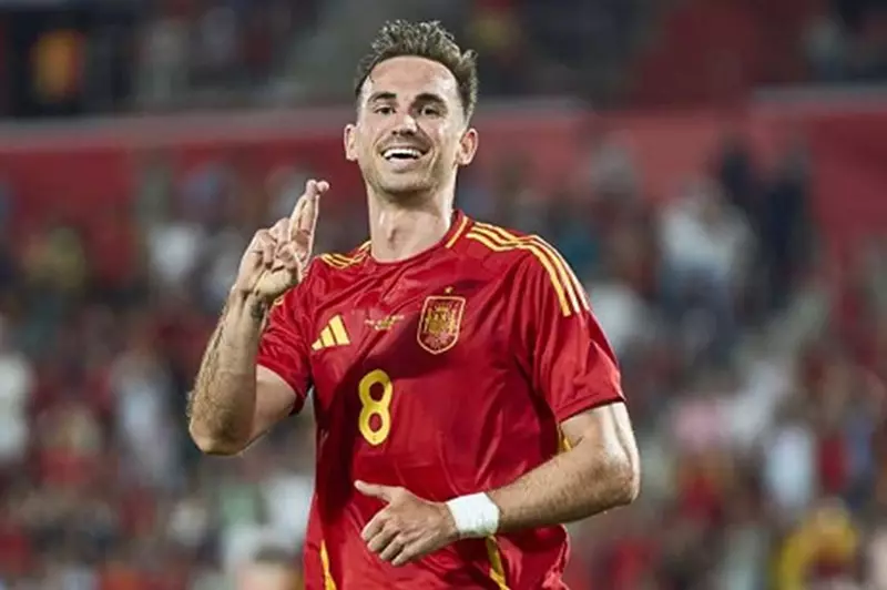 رومانو: النصر السعودي يتابع رويز بجدية