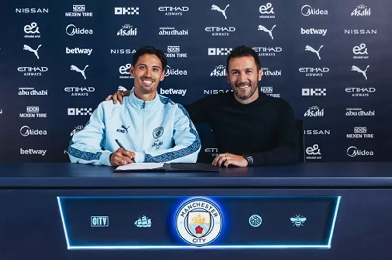 مانشستر سيتي يعلن عن تعاقده مع رايندرز في صفق...