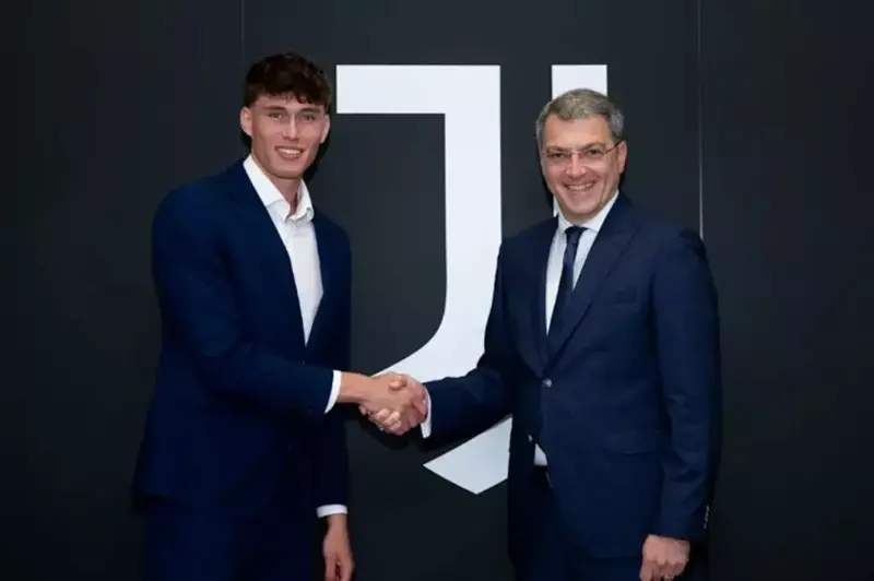 يوفنتوس يُثبت ثقته في لاعب الشباب سافونا بتمد...