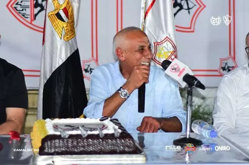 حسين لبيب يعود إلى الزمالك بعد حسم ملف المدير...