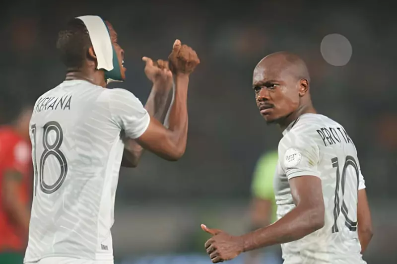 صحيفة جنوب أفريقية تنشر تفاصيل مفاوضات الزمال...