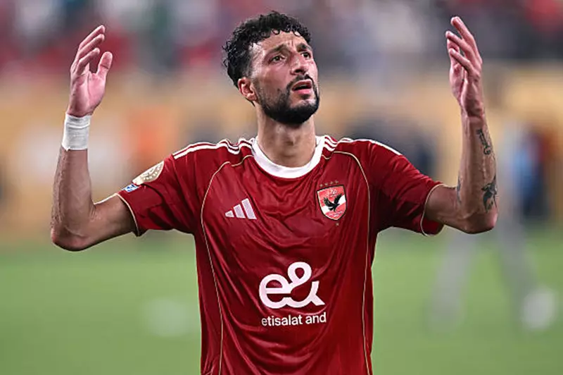 العربي يطالب بضم وسام أبو علي
