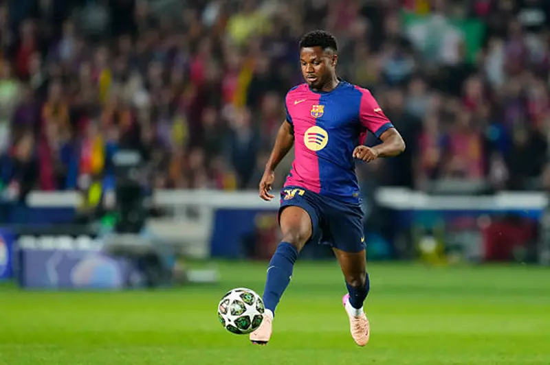 برشلونة يتكفل بجزء من راتب فاتي بعد إعارته