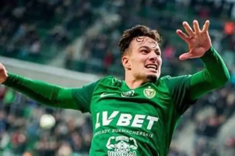 أهلي لم يقدم عرضا لتعاقد مع أسد الحملاوي