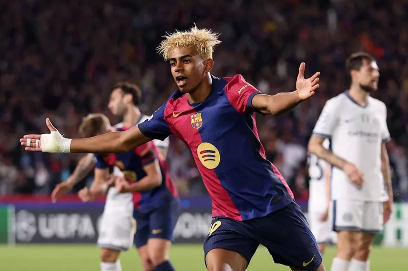 موعد إعلان لامين يامال كلاعب برشلونة رسميا