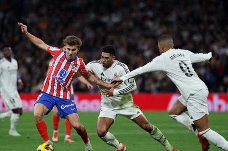موعد الديربي بين ريال مدريد وأتلتيكو في الليجا موسم 2025-2026 قد أُعلن رسمياً