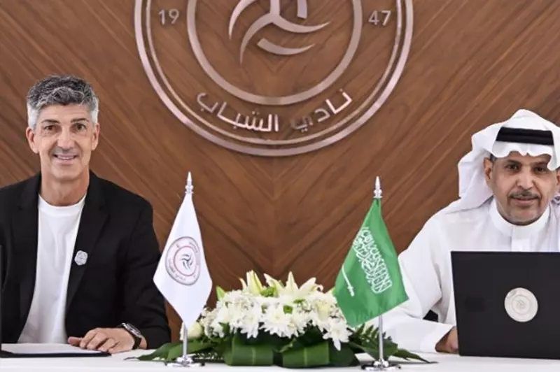 إيمانويل ألجواسيل يتولى تدريب نادي الشباب الس...