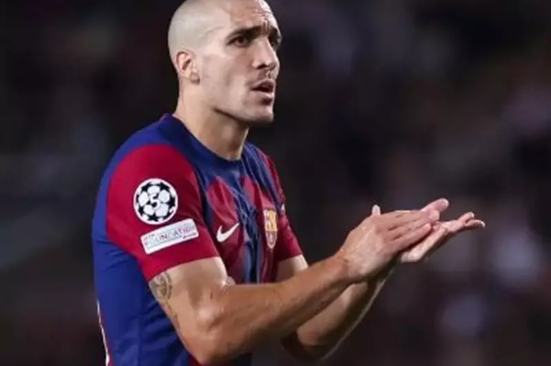 برشلونة يفكر في التخلي عن روميو، واللاعب يفكر في الاعتزال