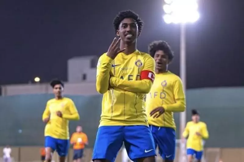 اتحاد جدة يعلن ضم محمد هزازي رسميًا