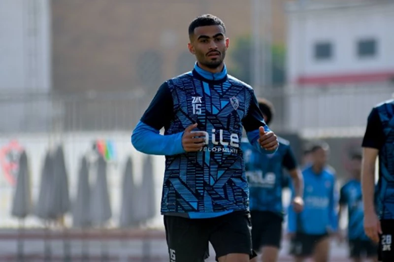 إصابة مدافع الزمالك أحمد حسام بقطع في الرباط الصليبي.