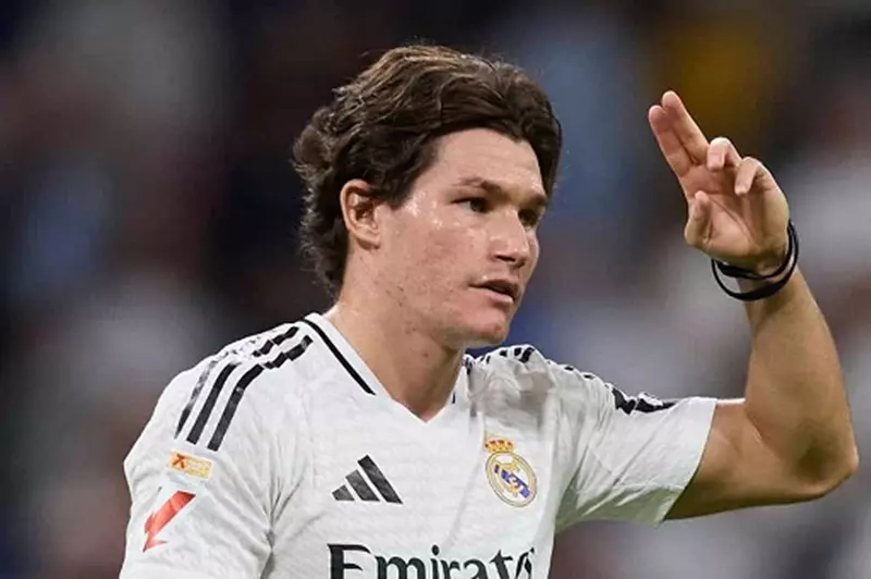 ميلان يبحث عن بديل لثيو هرنانديز من ريال مدريد