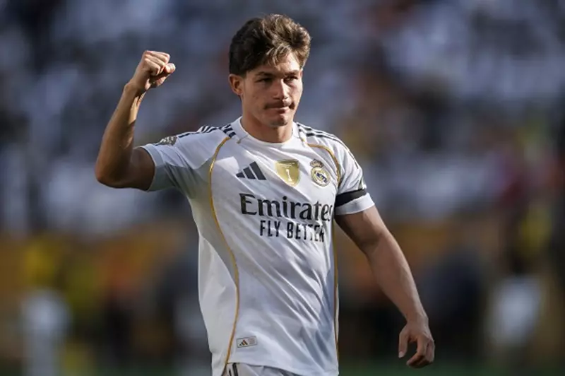 نادي ميلان يخطط لعرض أولي لجلب فران جارسيا