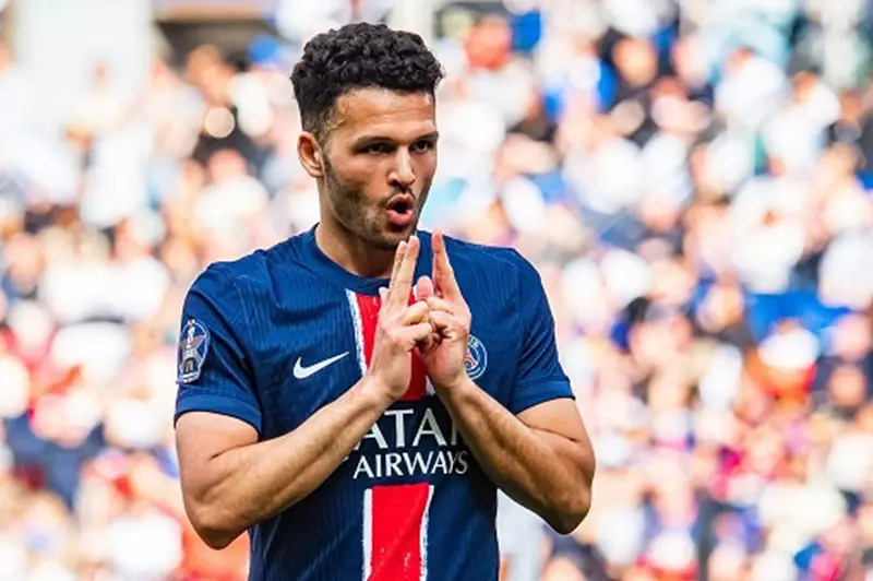 باريس سان جيرمان يسمح بانتقال راموس إلى نادي...