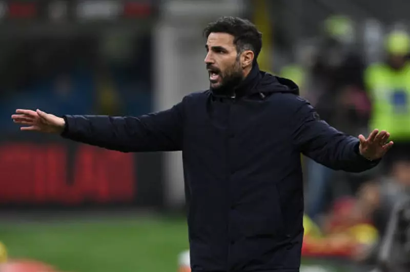 فابريجاس يوقع نجمًا شابًا من ريال مدريد مع نا...