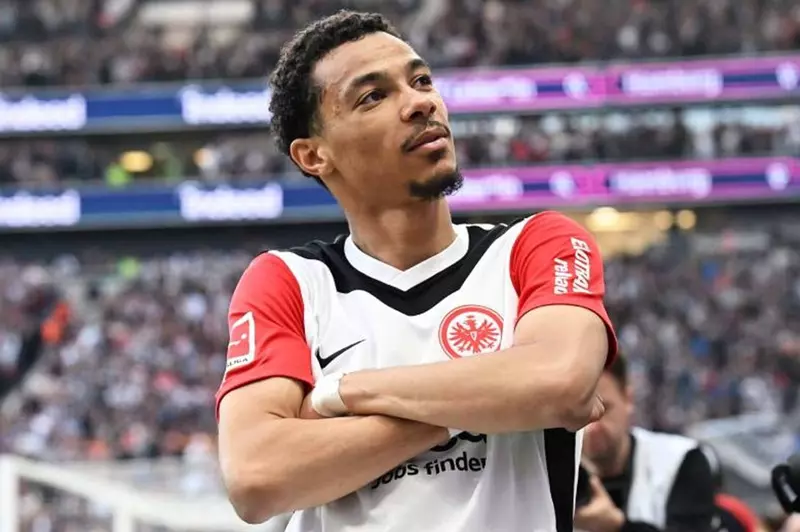 تأكدت الصفقة.. هوجو إيكيتيكي يُؤكد انتقاله إل...