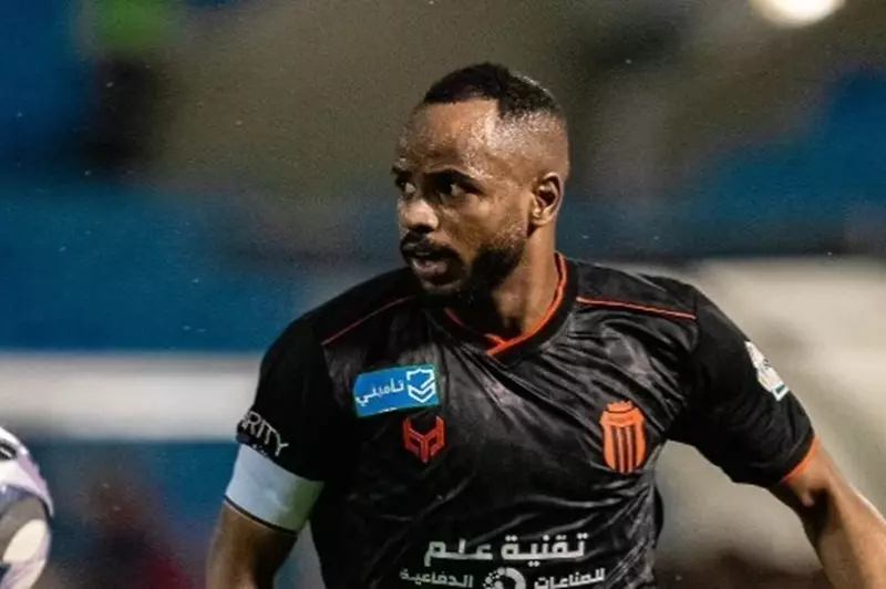 النادي الأهلي يعلن تعاقده مع عبد الإله الخيبر...