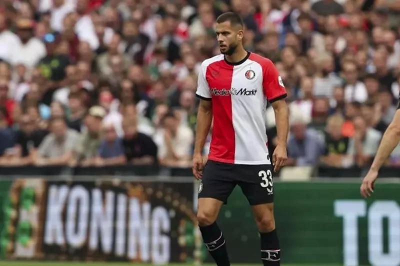 اتفاق أتلتيكو مدريد مع فينورد لضم دافيد هانكو