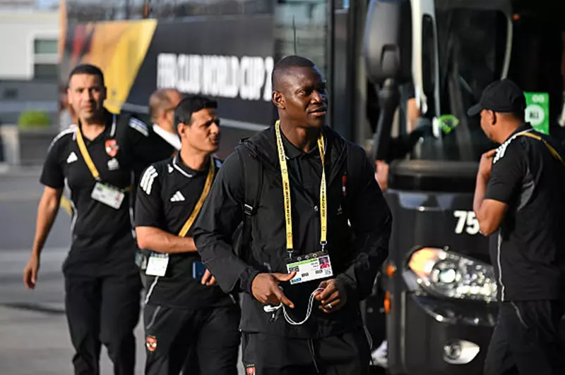 ديانج: الأهلي بدون منافس في أفريقيا.. وموسم ق...