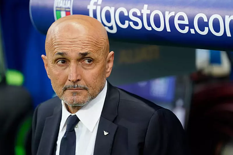 سباليتي: فُصiltي من تدريب المنتخب الإيطالي أث...