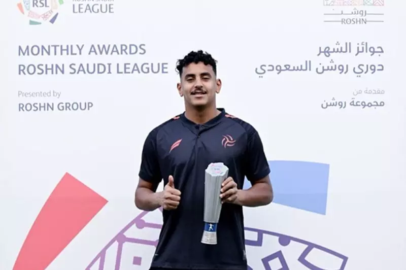 الاتحاد يؤكد ضم حارس الشباب محمد العبسي