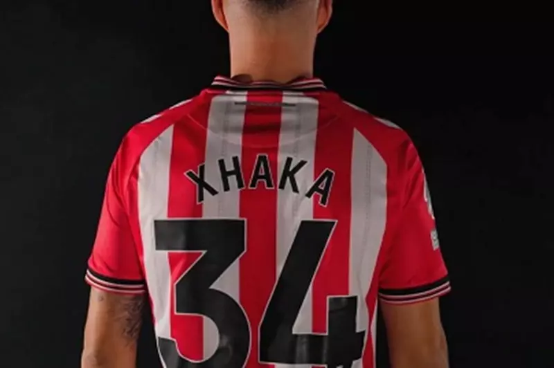 تشاكا ينتقل رسمياً من ليفركوزن إلى سندرلاند