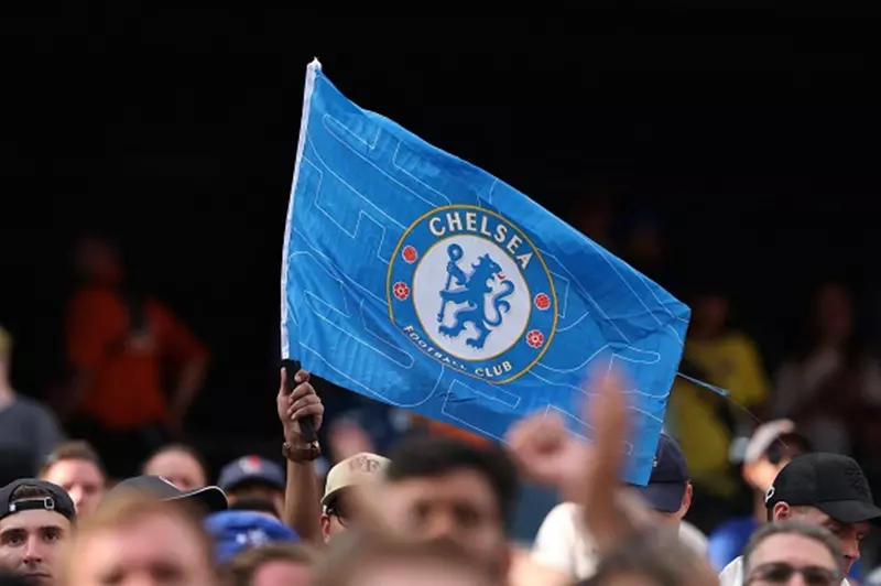 تشيلسي يخطط لبيع 7 لاعبين بسبب مشاكل مالية