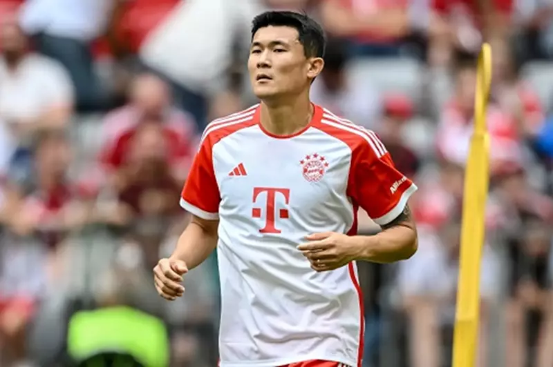 النصر يُفاوض كيم مين جاي