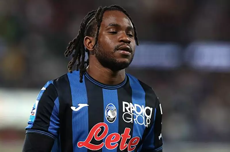 تكرر غياب لوكمان عن التدريبات، ويضغط ل chuyển...