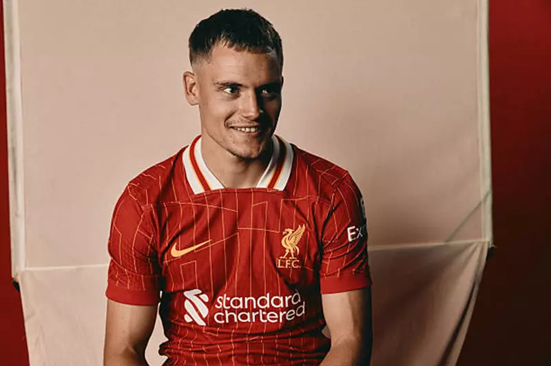 لا أفكر في قيمة عقدي مع ليفربول، أركز على الأ...