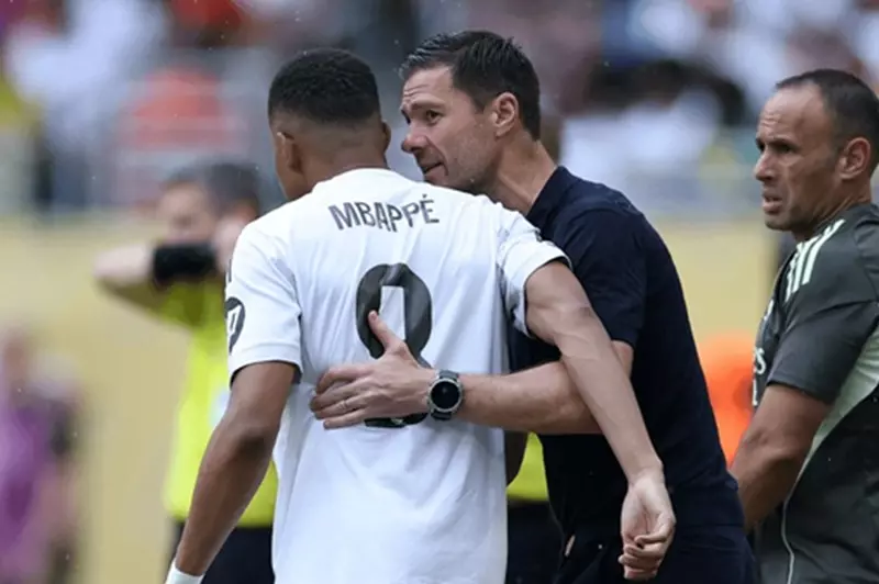ريال مدريد يختار خليفة مبابي، والرقم 9 يلتقي بمالكه الجديد