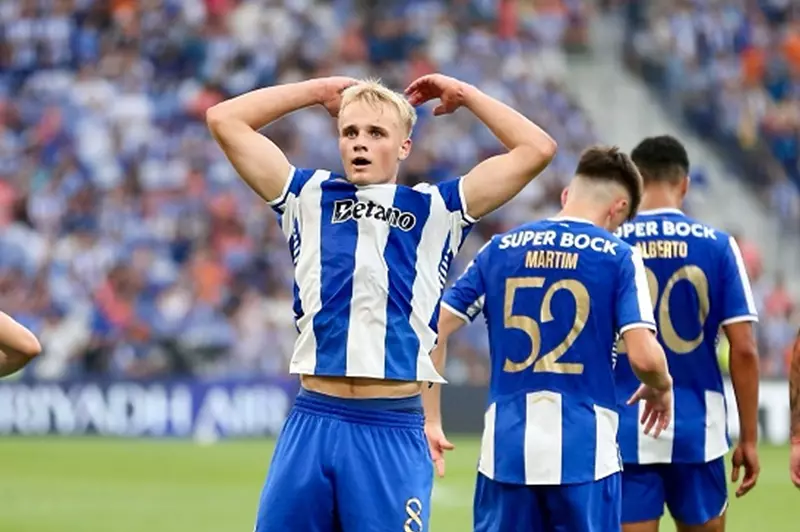 بورتو ينتصر على أتلتيكو مدريد بهدف نظيف