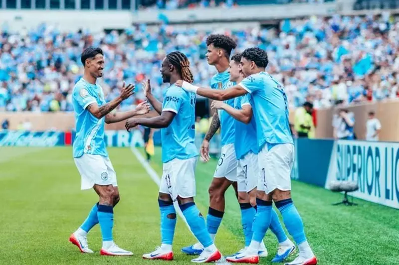 نجم مانشستر سيتي يقترب من الانتقال إلى ليفركو...