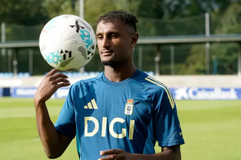 هيثم حسن في مقعد البديل.. التشكيلة الرسمية لر...