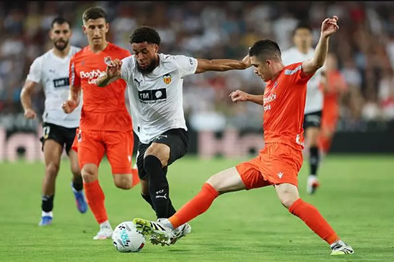 أوساسونا يحرز أول انتصاره في الدوري الإسباني...