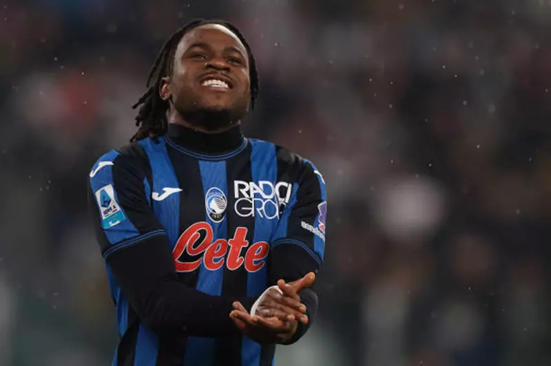 في ظل الشكوك حول موقف إنتر، يتقدم نابولي في ا...