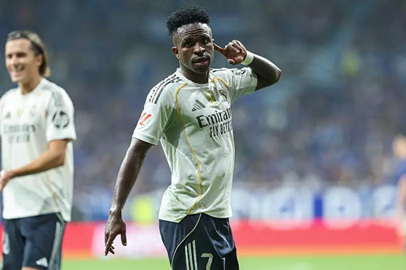 "مجانا إذا لزم الأمر".. ريال مدريد يفتح الباب لرحيل فينيسيوس