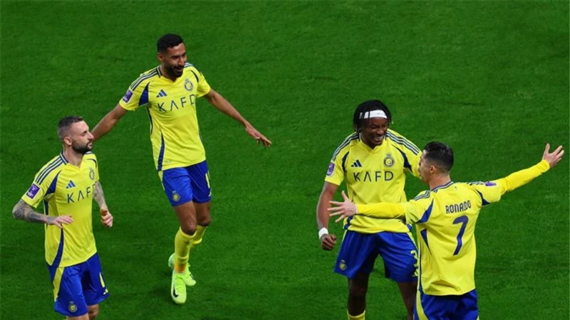 استقلال طهران ضد النصر - شاهد البث المباشر ال...